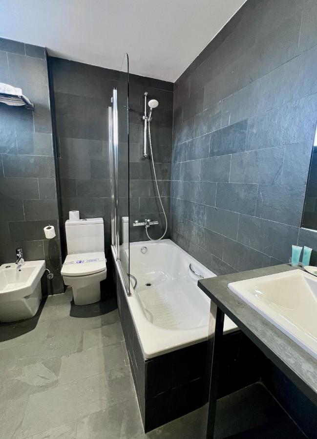 Hotel Duero ラグーナ・デ・ドゥエロ エクステリア 写真