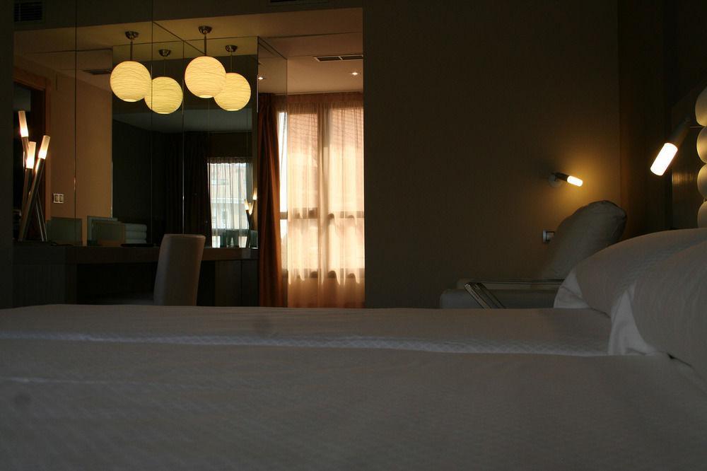 Hotel Duero ラグーナ・デ・ドゥエロ エクステリア 写真