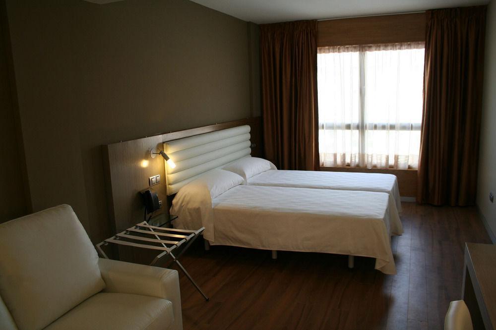 Hotel Duero ラグーナ・デ・ドゥエロ エクステリア 写真